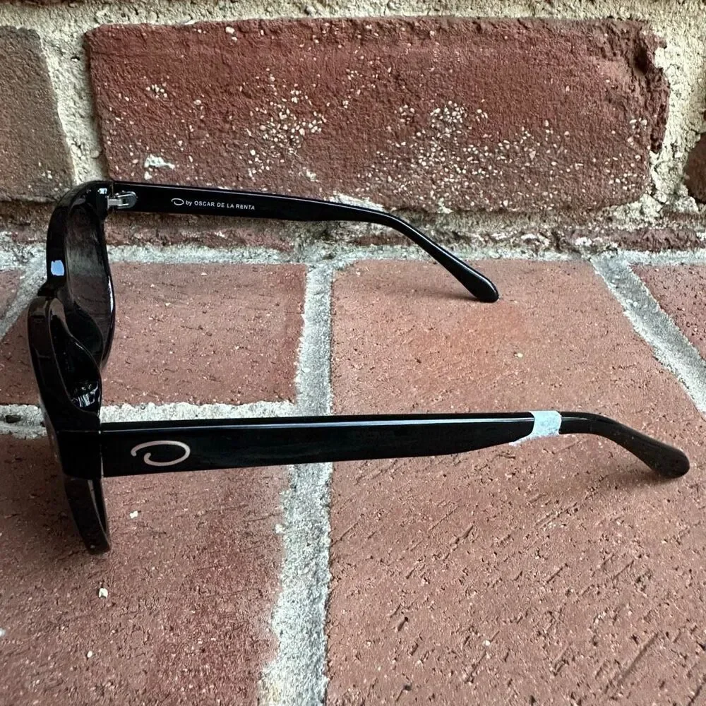 Oscar de la Renta Black Square Sunglasses Dark Tint Designer Shades NEW